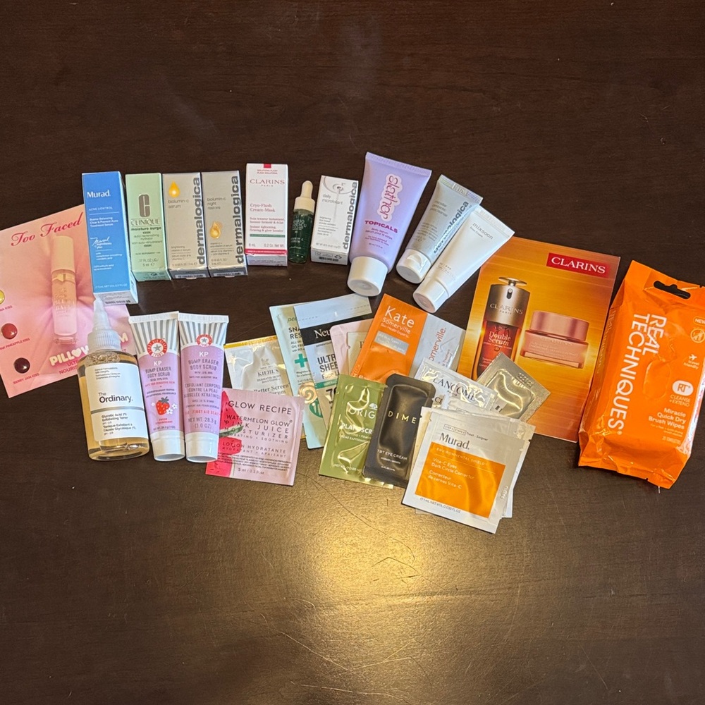Assorted beauty and skincare.